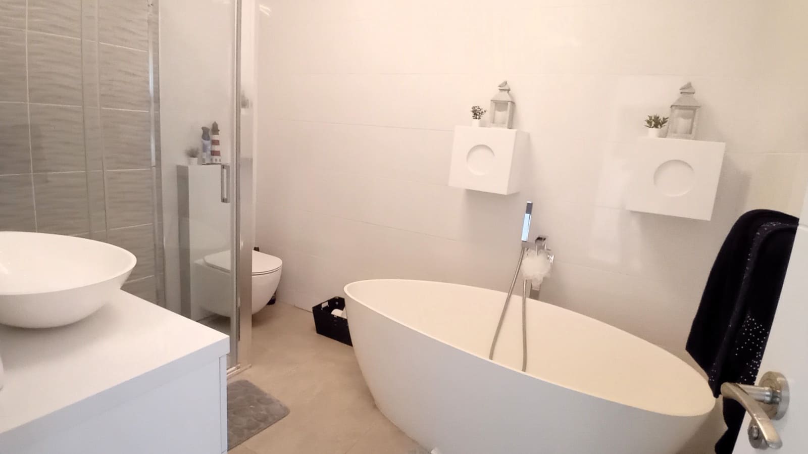 5 soverom Villa til salgs i Roquetas de Mar med svømmebasseng garasje - € 750 000 (Ref: 9393671)