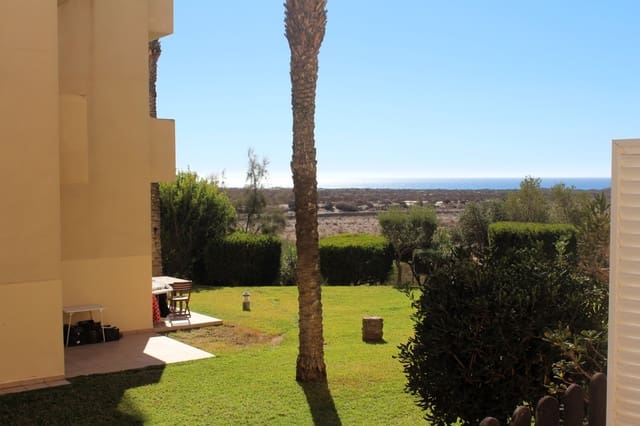 2 chambre Appartement à vendre à Retamar, Almería ville avec piscine garage - 189 000 € (Ref: 9429369)