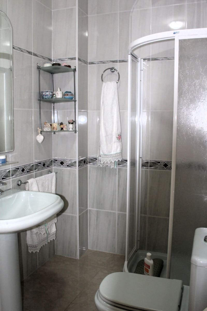 4 soveværelse Byhus til salg i Roquetas de Mar med garage - € 375.000 (Ref: 9449922)