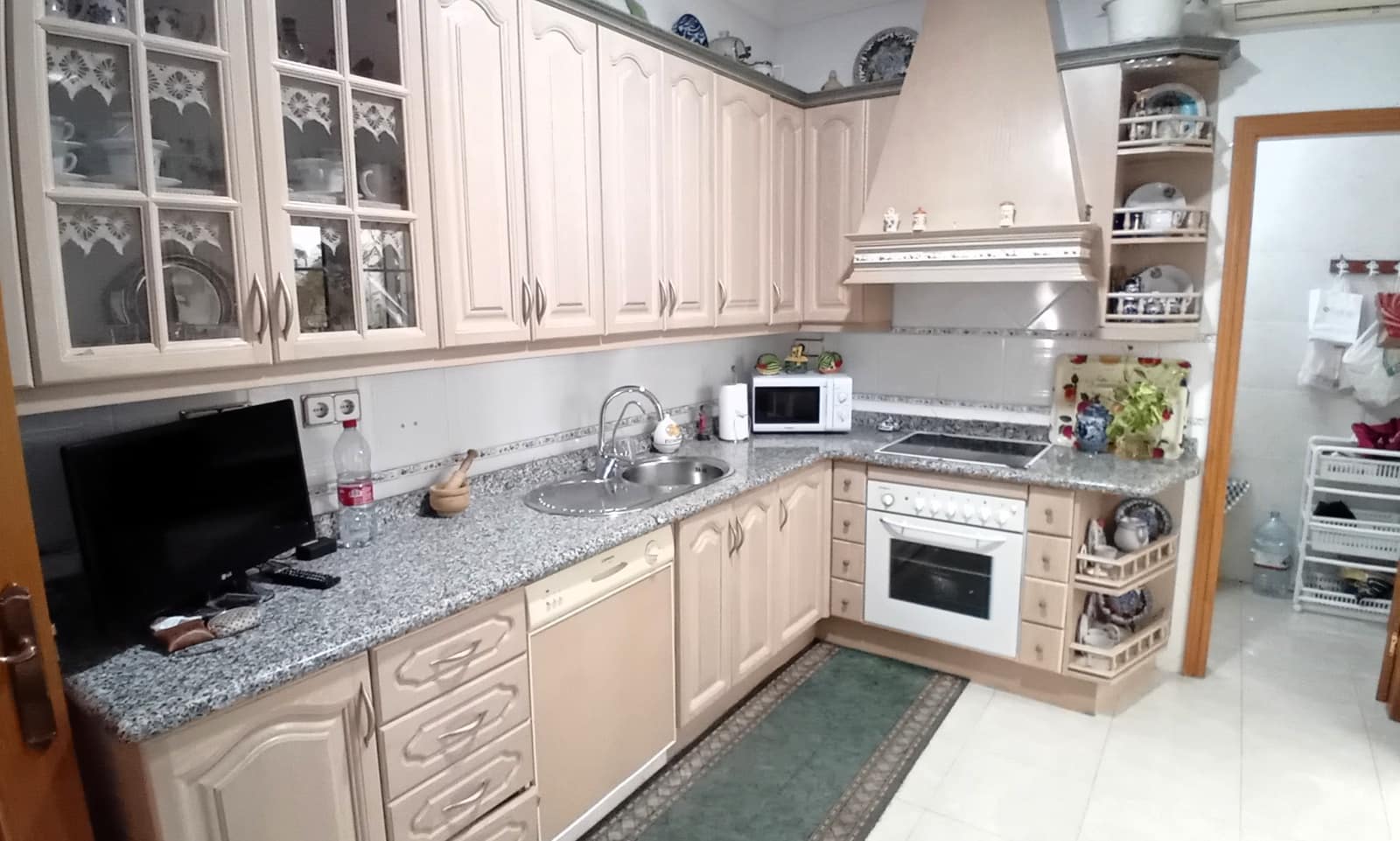 4 soveværelse Byhus til salg i Roquetas de Mar med garage - € 375.000 (Ref: 9449922)