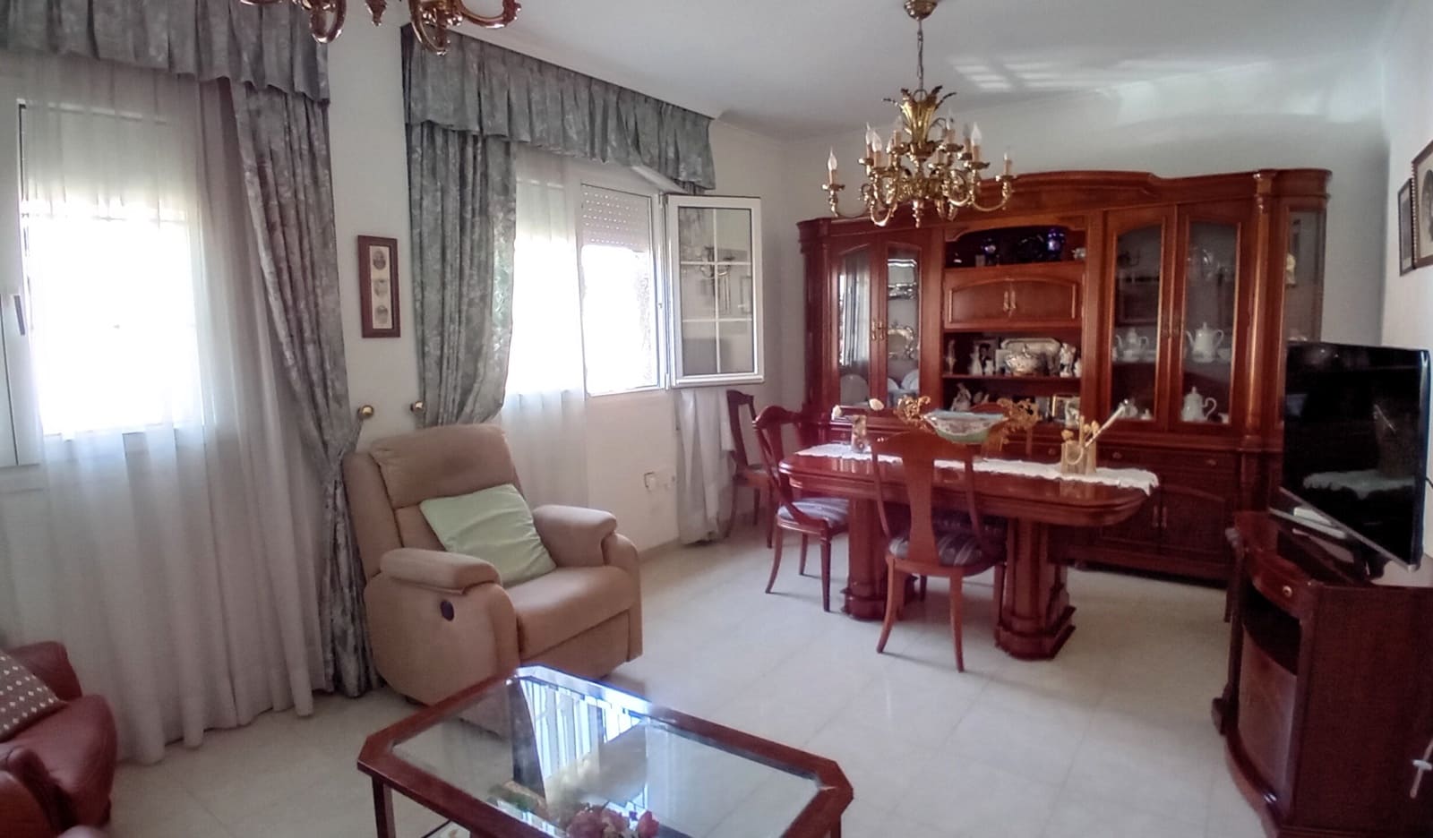 4 soveværelse Byhus til salg i Roquetas de Mar med garage - € 375.000 (Ref: 9449922)