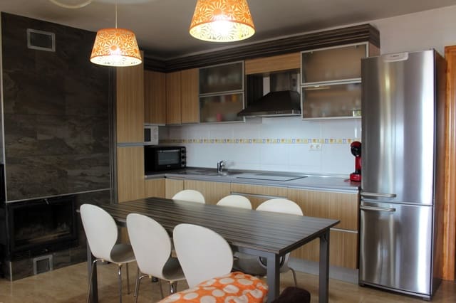 Piso de 2 habitaciones en Enix en venta con piscina garaje - 114.000 € (Ref: 9460918)