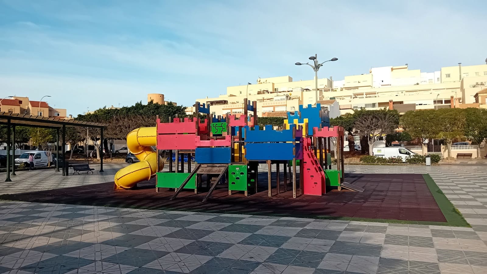 3 Zimmer Wohnung zu verkaufen in Roquetas de Mar - 169.900 € (Ref: 9566720)