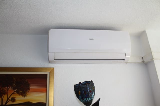 1 bedroom Apartment for sale in Roquetas de Mar with pool - € 129,500 (Ref: 9634807)