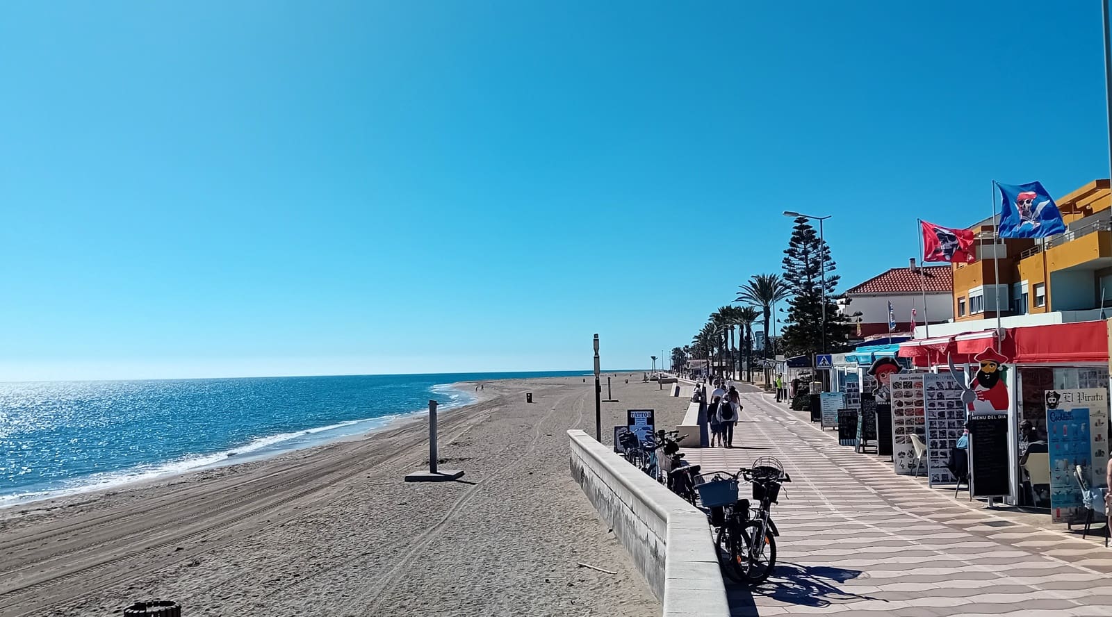 1 bedroom Apartment for sale in Roquetas de Mar with pool - € 129,500 (Ref: 9634807)