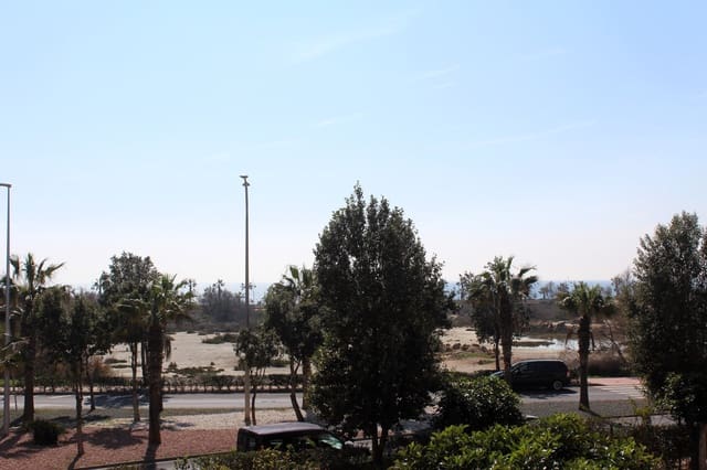 Piso de 2 habitaciones en Almerimar, El Ejido en venta con piscina garaje - 185.000 € (Ref: 9656405)