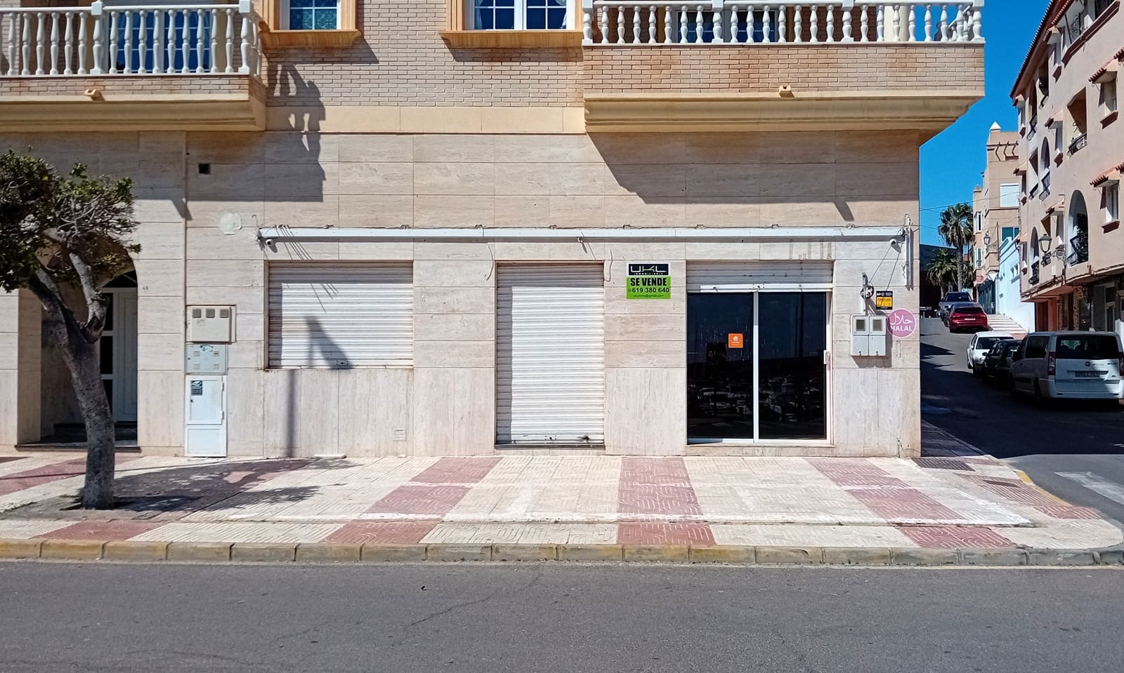 Restaurant/Bar for sale in Roquetas de Mar - € 280,000 (Ref: 9816565)