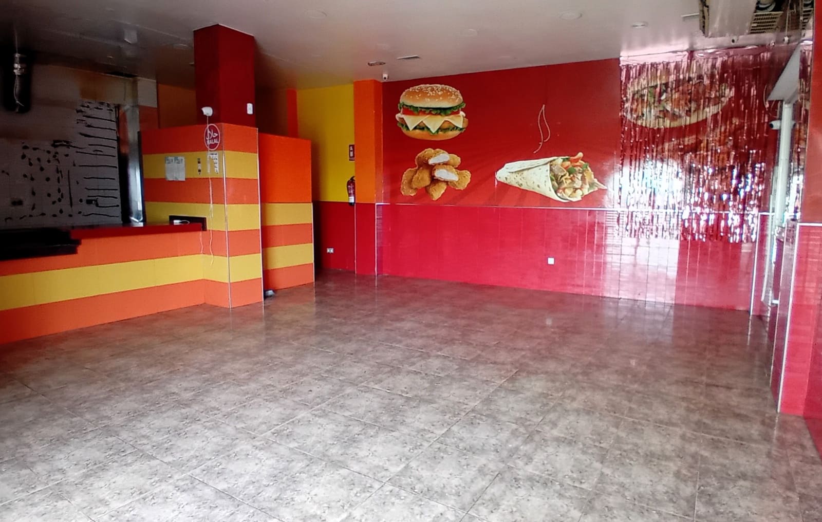 Restaurant/Bar for sale in Roquetas de Mar - € 280,000 (Ref: 9816565)