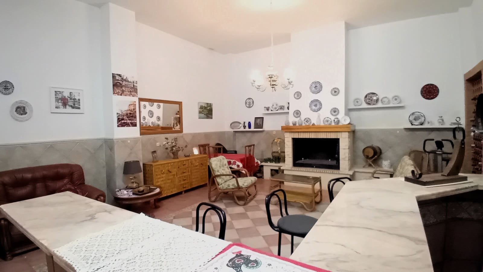 Restaurant/Bar for sale in Roquetas de Mar - € 280,000 (Ref: 9816565)