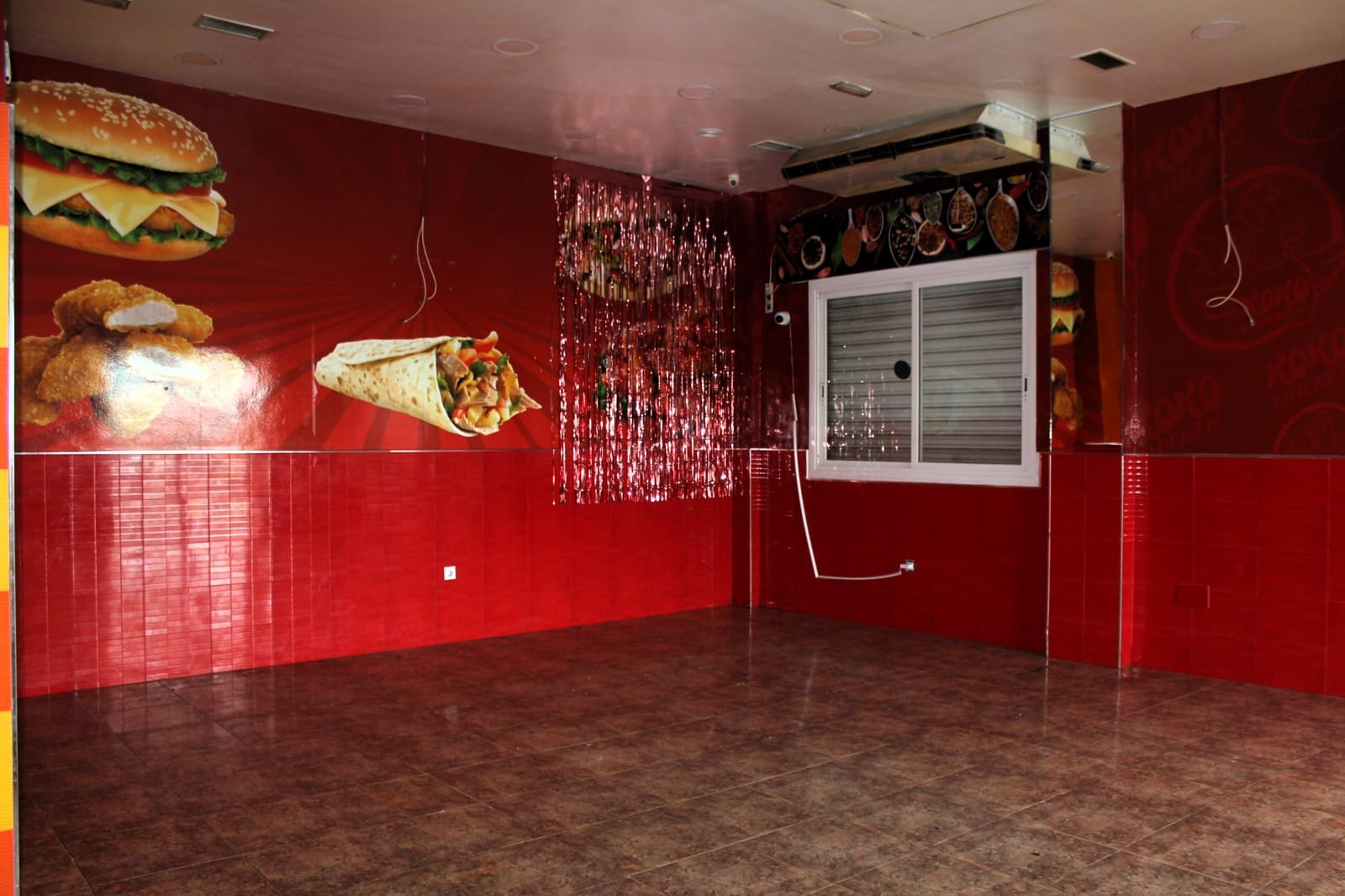 Restaurant/Bar for sale in Roquetas de Mar - € 280,000 (Ref: 9816565)