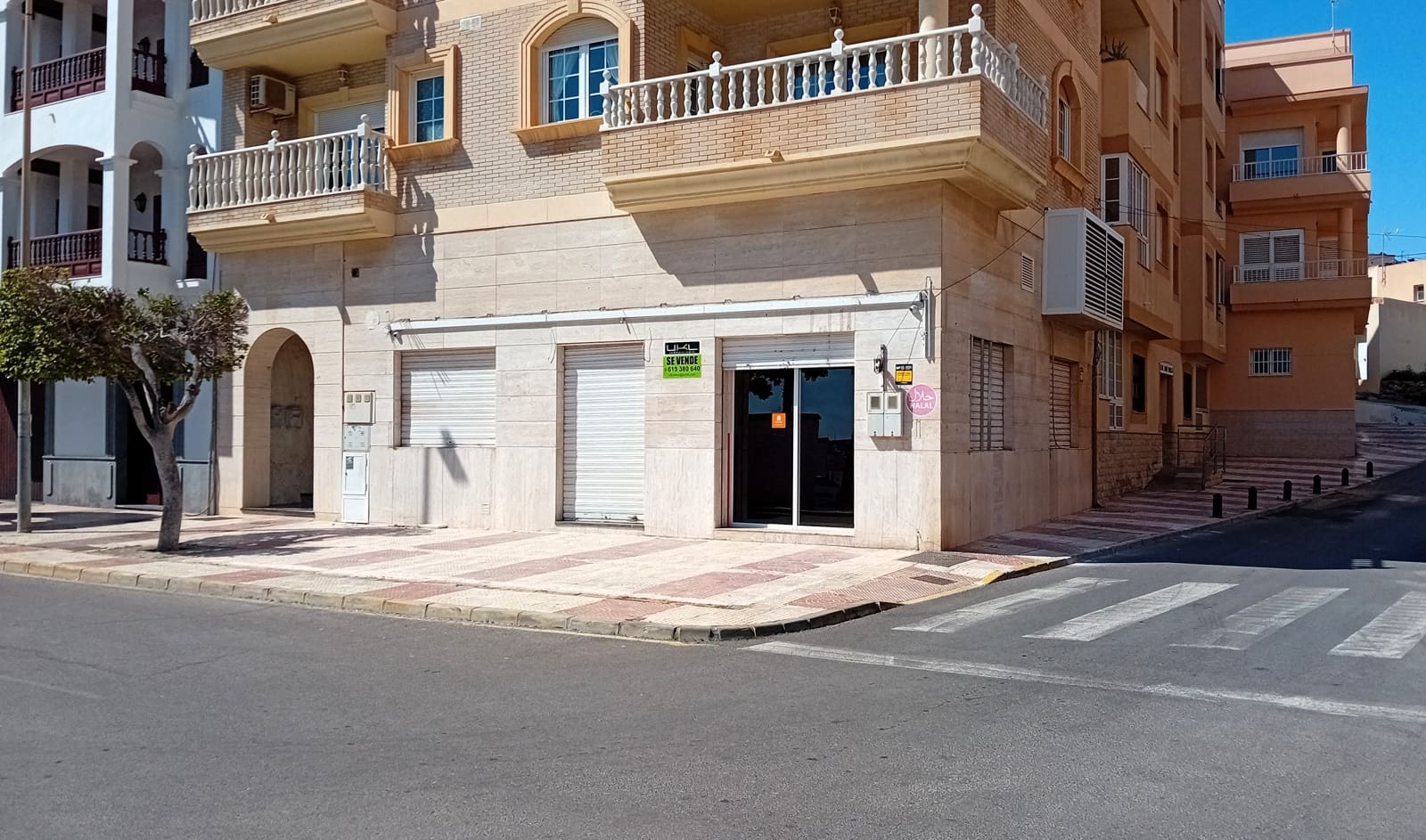 Restaurant/Bar for sale in Roquetas de Mar - € 280,000 (Ref: 9816565)