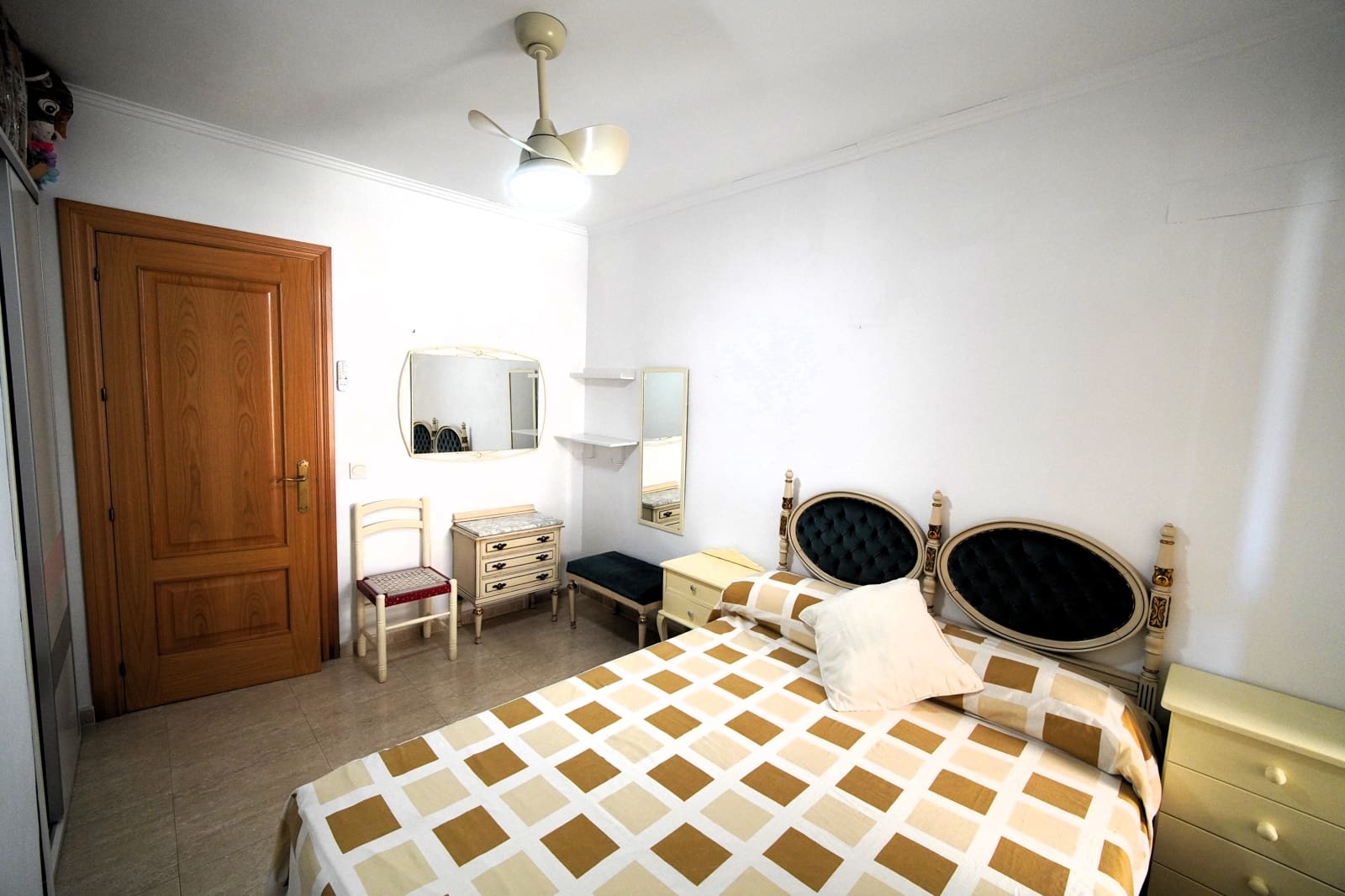 2 bedroom Flat for sale in Roquetas de Mar with pool garage - € 165,000 (Ref: 9994480)