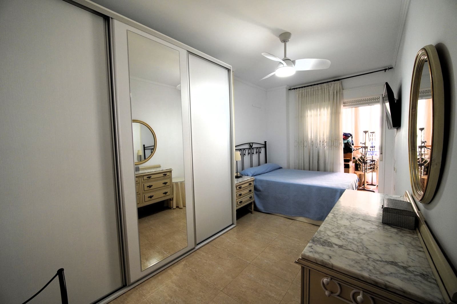 2 bedroom Flat for sale in Roquetas de Mar with pool garage - € 165,000 (Ref: 9994480)