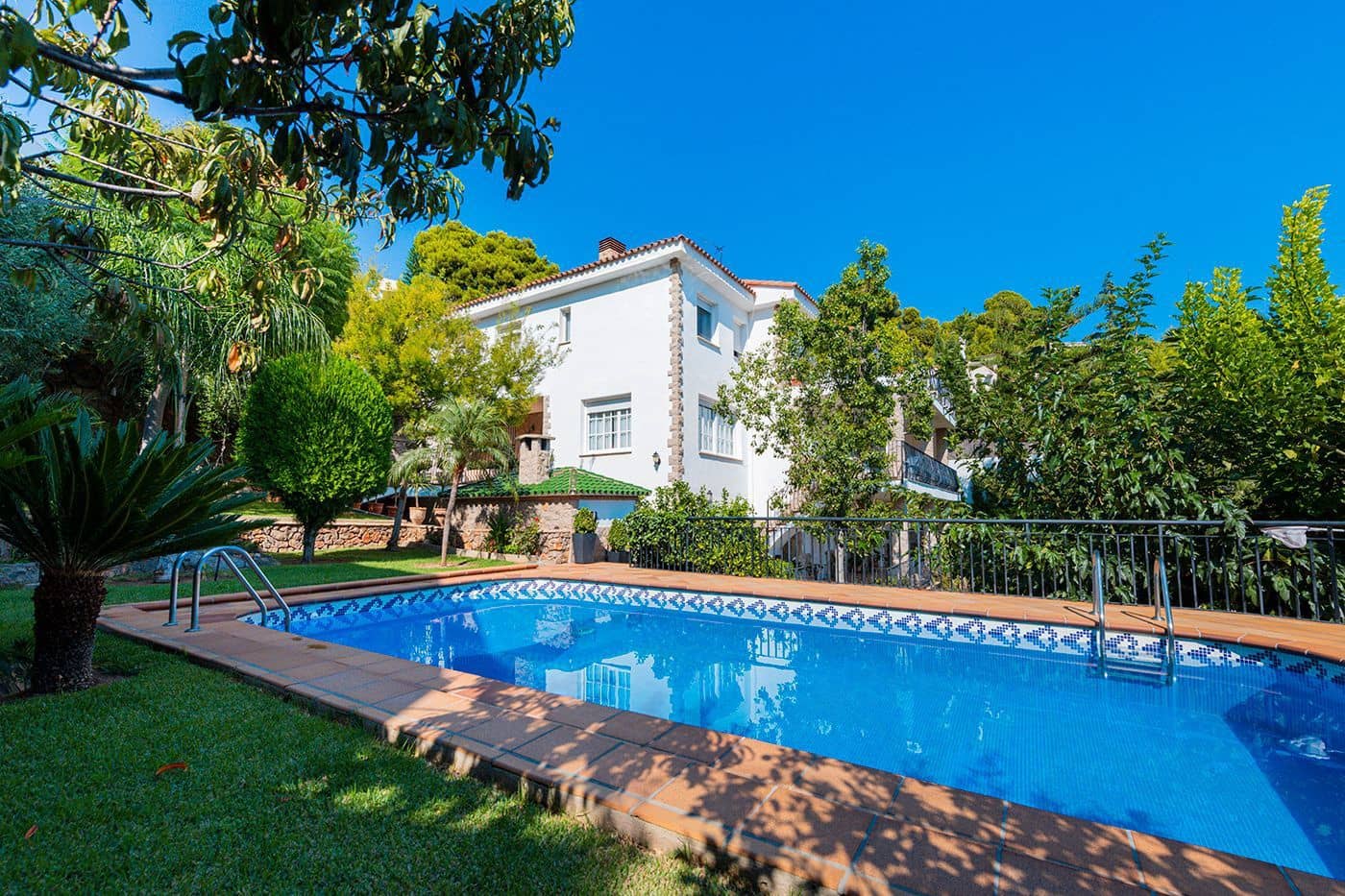 9 soveværelse Villa til salg i Benicassim med swimmingpool - € 1.195.000 (Ref: 6056586)