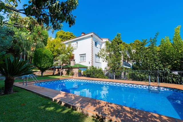 9 soveværelse Villa til salg i Benicàssim med swimmingpool - € 1.195.000 (Ref: 6056586)