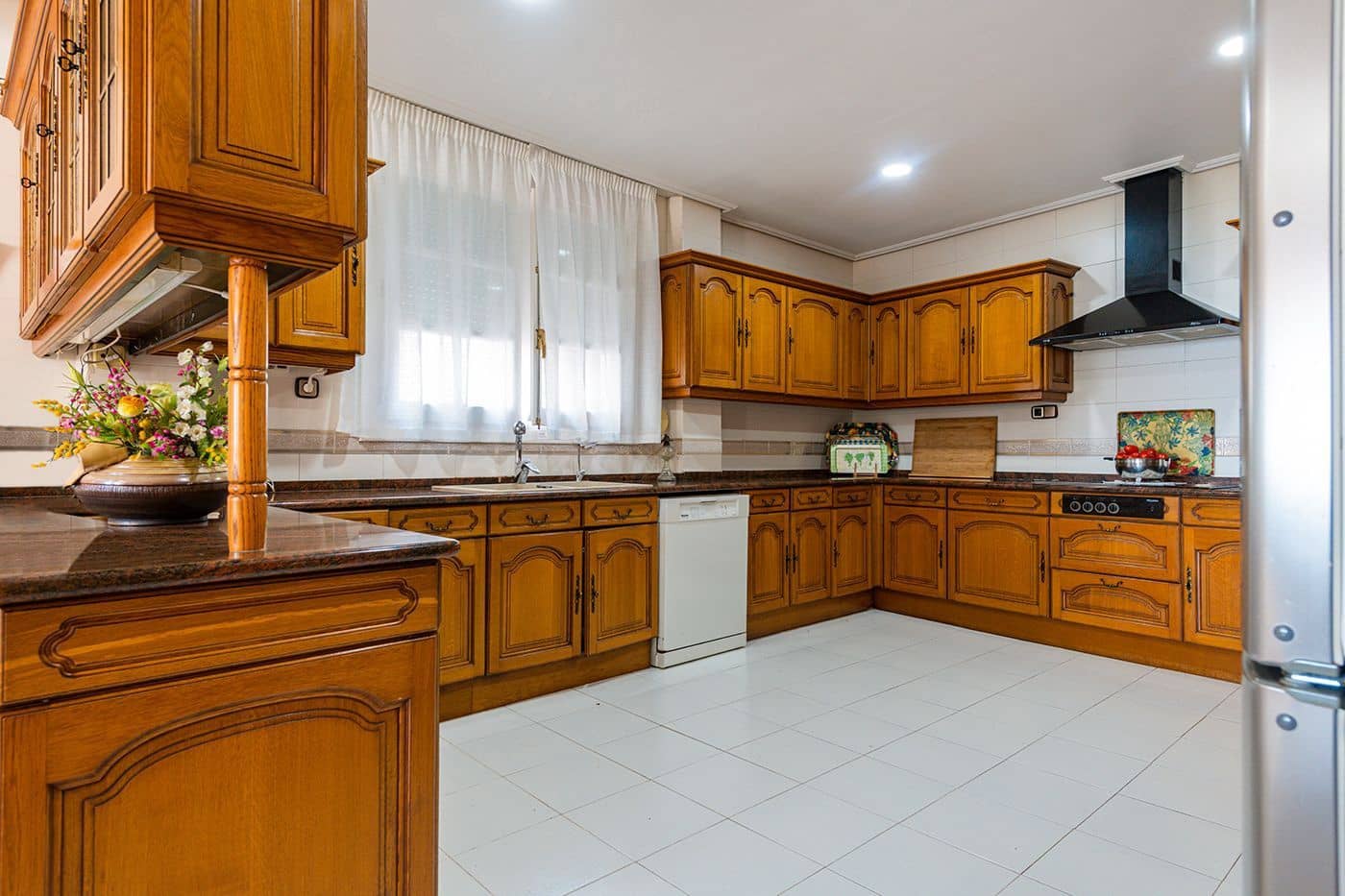 9 soveværelse Villa til salg i Benicassim med swimmingpool - € 1.195.000 (Ref: 6056586)