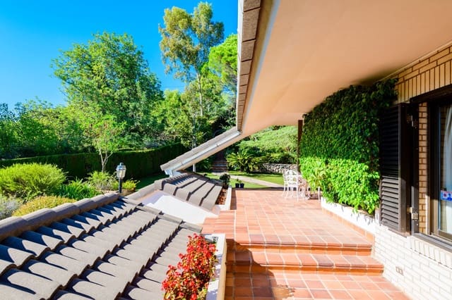 5 soveværelse Villa til salg i Borriol med swimmingpool - € 830.000 (Ref: 7180777)