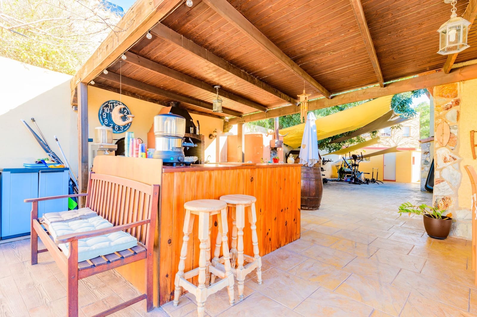 4 soveværelse Villa til salg i Castello de la Plana med swimmingpool - € 585.000 (Ref: 7412139)