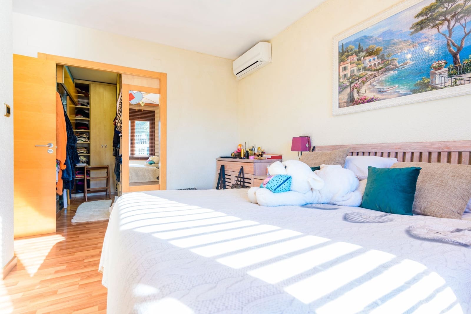 4 soveværelse Villa til salg i Castello de la Plana med swimmingpool - € 585.000 (Ref: 7412139)