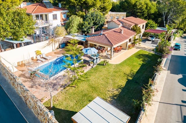 4 bedroom Villa for sale in Castelló de la Plana with pool - € 585,000 (Ref: 7412139)