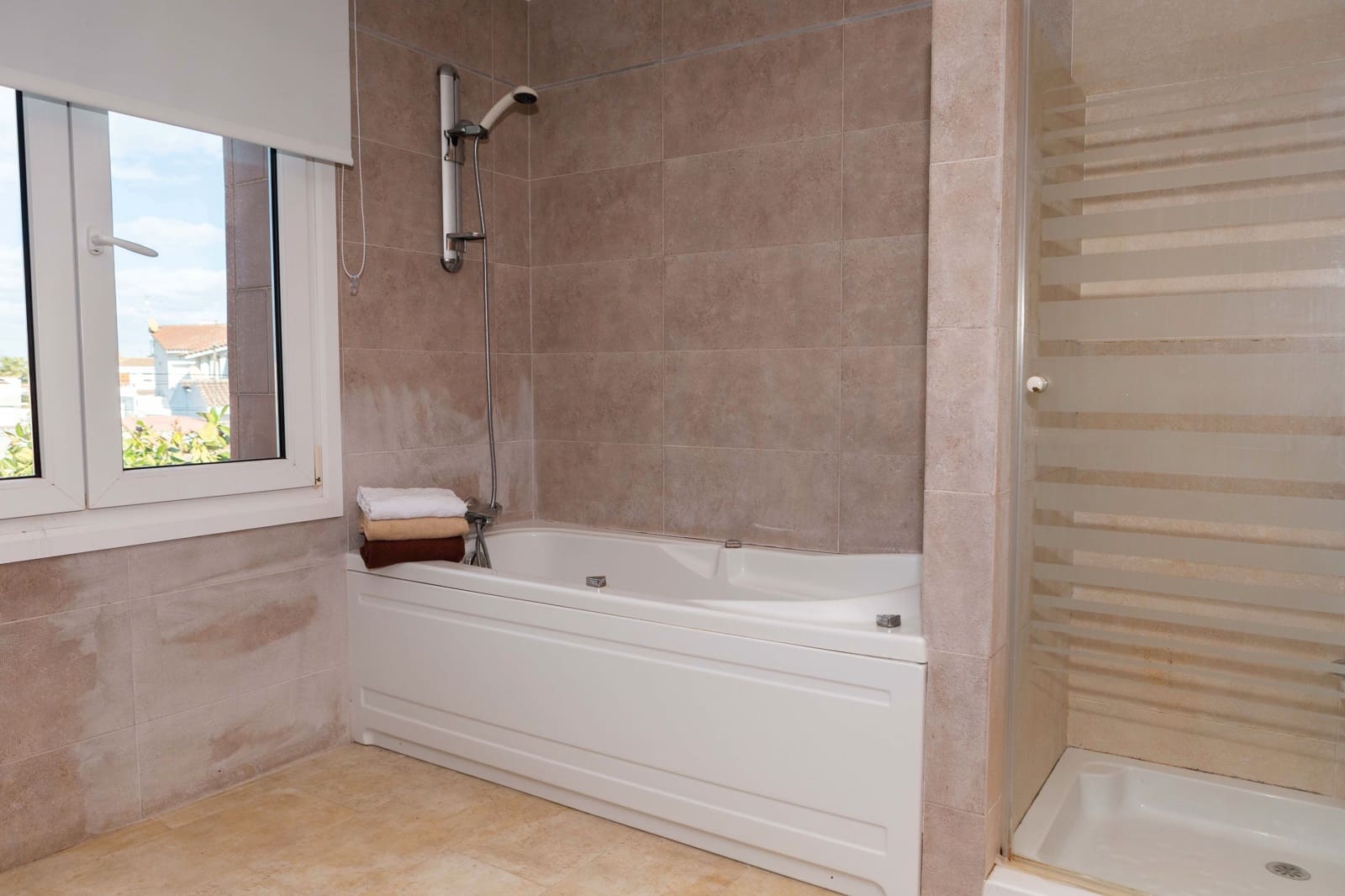 6 soveværelse Villa til salg i Vinaros med swimmingpool - € 745.000 (Ref: 7710337)