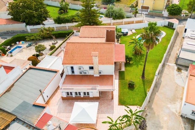 6 soveværelse Villa til salg i Vinaròs med swimmingpool - € 745.000 (Ref: 7710337)