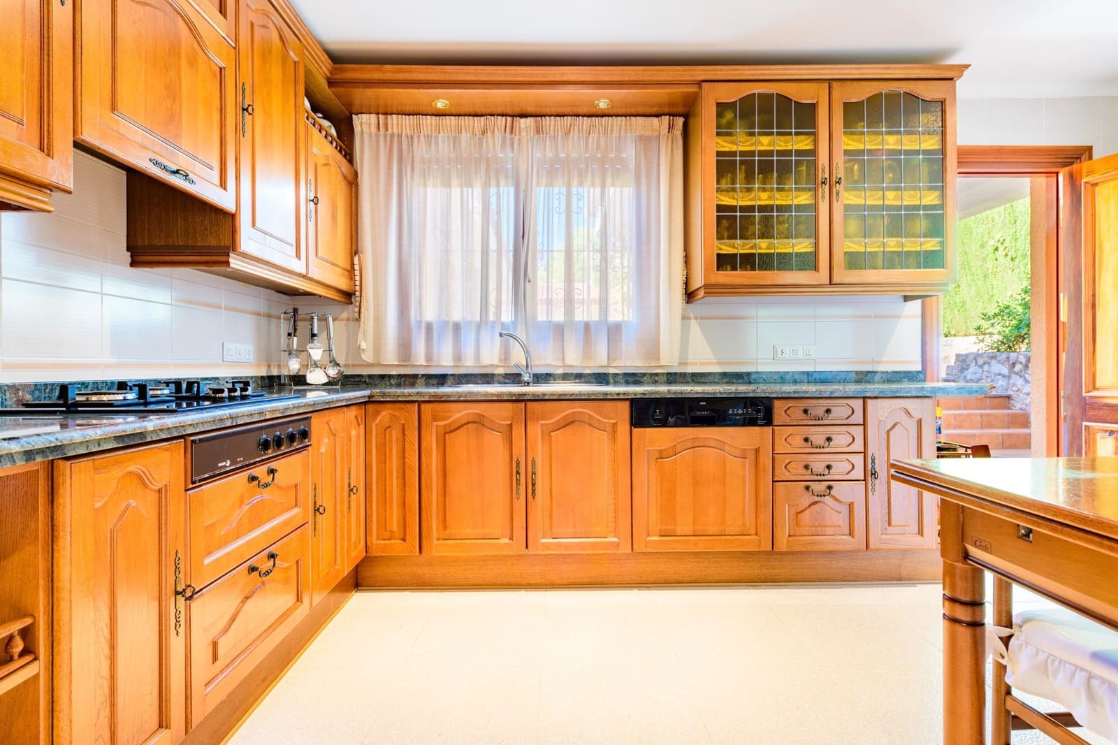 4 soveværelse Villa til salg i Oropesa  - € 890.000 (Ref: 7843210)