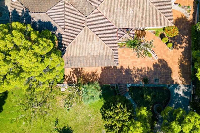 4 soveværelse Villa til salg i Oropesa  - € 890.000 (Ref: 7843210)