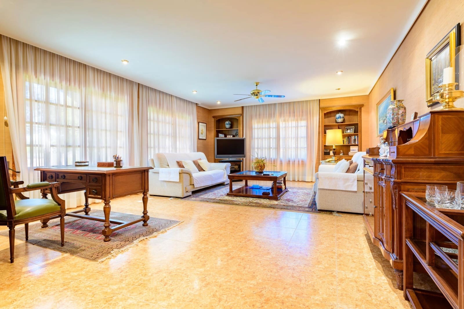 4 soveværelse Villa til salg i Oropesa  - € 890.000 (Ref: 7843210)