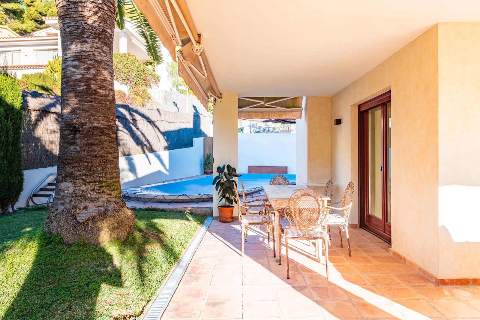 5 soveværelse Villa til salg i Oropesa  med swimmingpool - € 924.964 (Ref: 8016959)