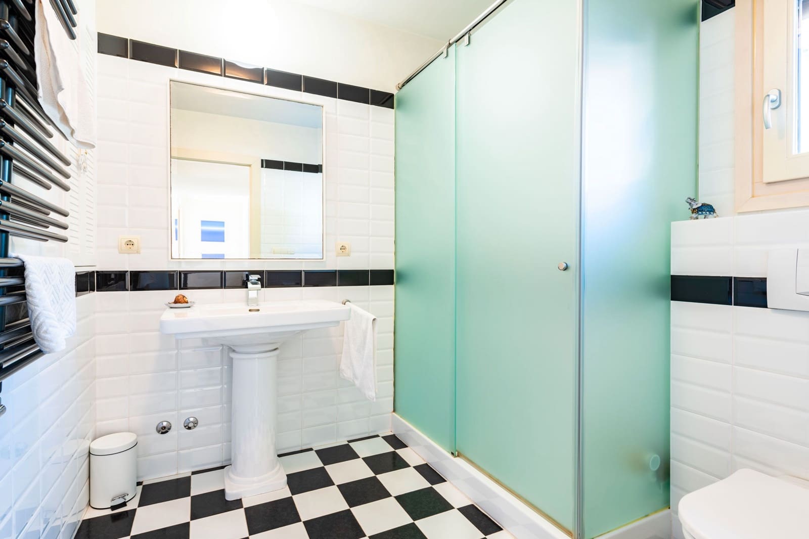 5 soveværelse Villa til salg i Oropesa  med swimmingpool - € 924.964 (Ref: 8016959)