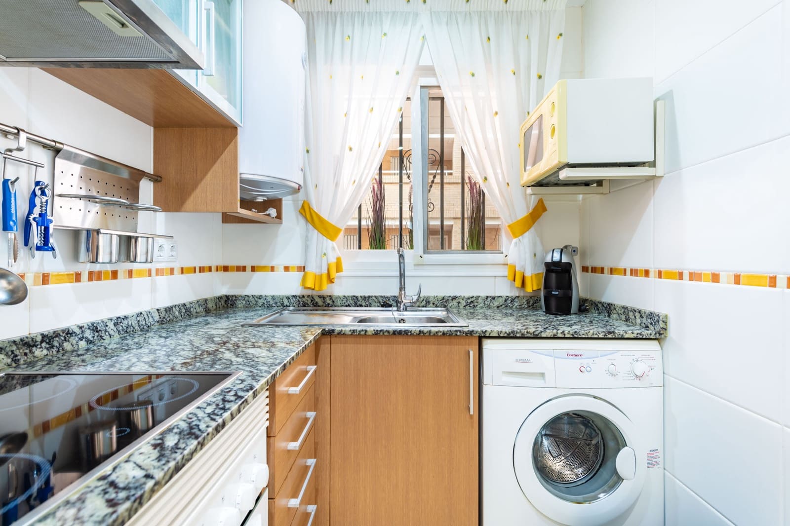 2 slaapkamer Appartement te koop in Oropesa  met zwembad garage - € 149.972 (Ref: 8630711)