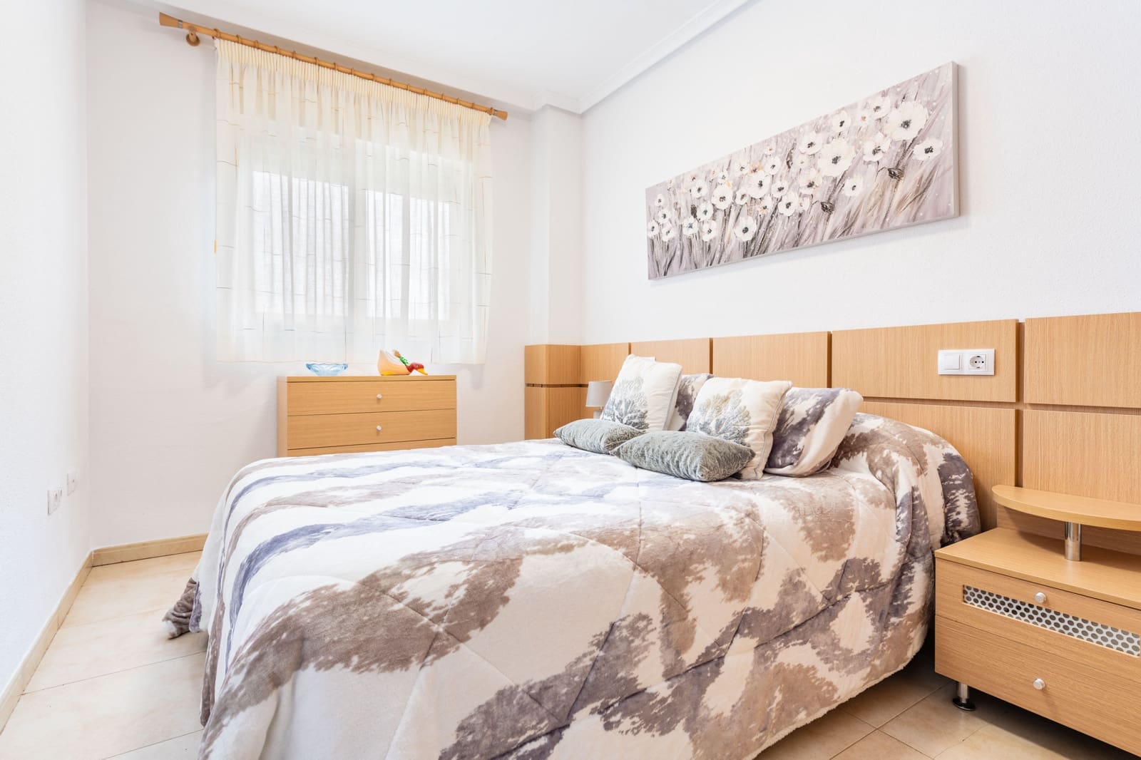 2 slaapkamer Appartement te koop in Oropesa  met zwembad garage - € 149.972 (Ref: 8630711)