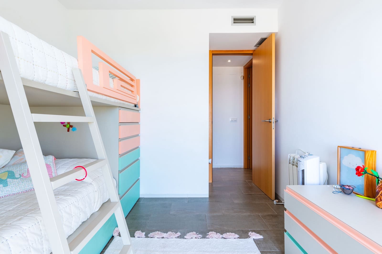 3 soveværelse Lejlighed til salg i Oropesa  med swimmingpool garage - € 600.000 (Ref: 9133859)