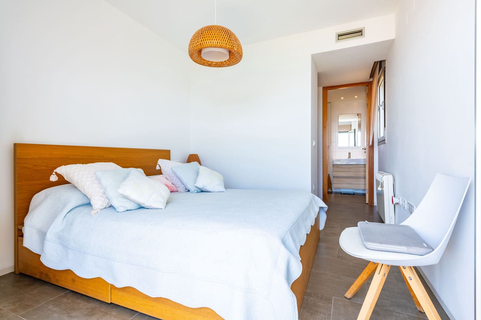 3 soveværelse Lejlighed til salg i Oropesa  med swimmingpool garage - € 600.000 (Ref: 9133859)