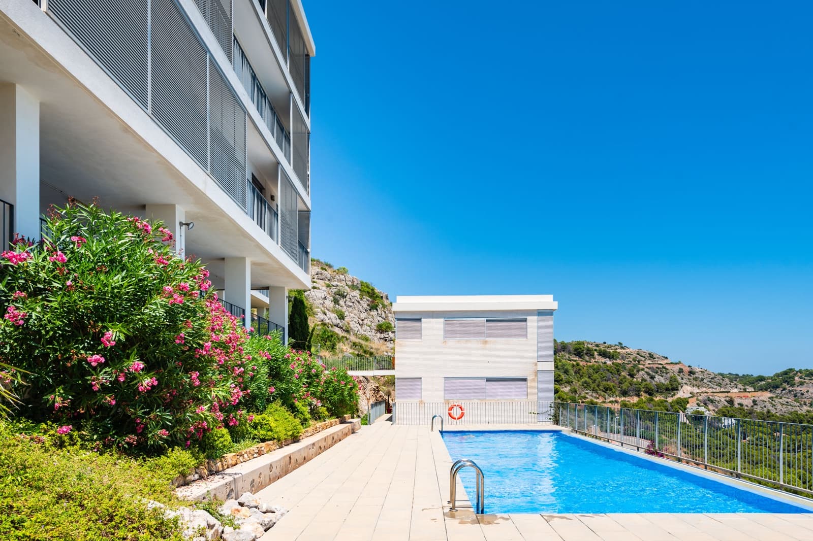 3 soveværelse Lejlighed til salg i Oropesa  med swimmingpool garage - € 600.000 (Ref: 9133859)