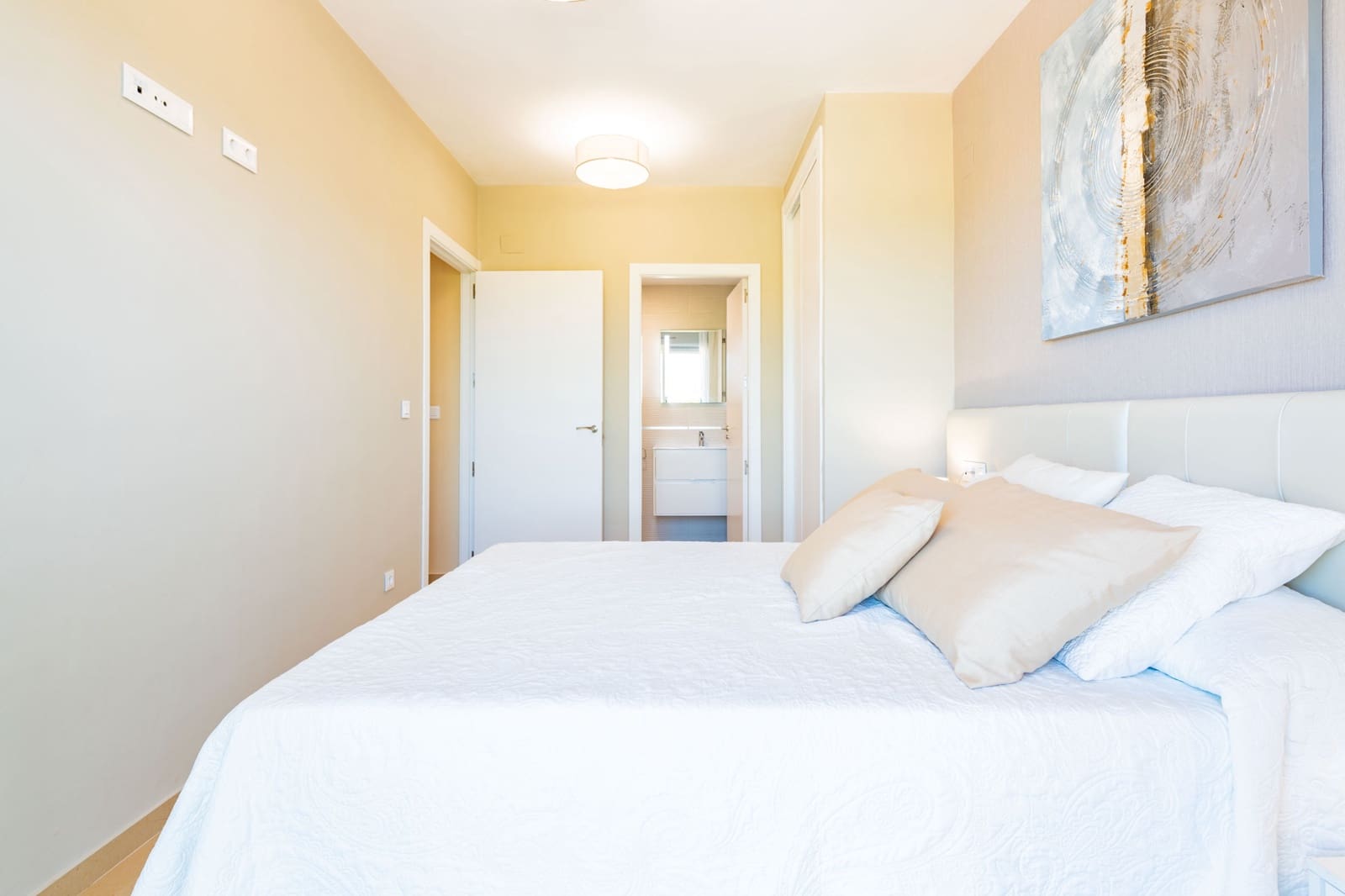 2 soveværelse Lejlighed til salg i Oropesa  med swimmingpool garage - € 235.000 (Ref: 9133985)