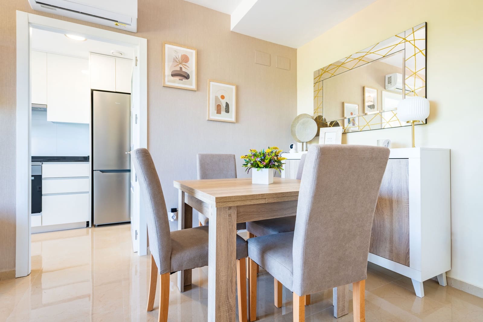 2 soveværelse Lejlighed til salg i Oropesa  med swimmingpool garage - € 235.000 (Ref: 9133985)