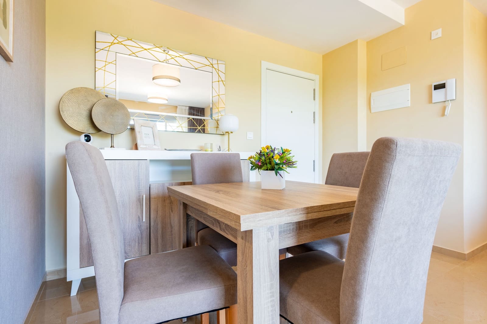 2 soveværelse Lejlighed til salg i Oropesa  med swimmingpool garage - € 235.000 (Ref: 9133985)