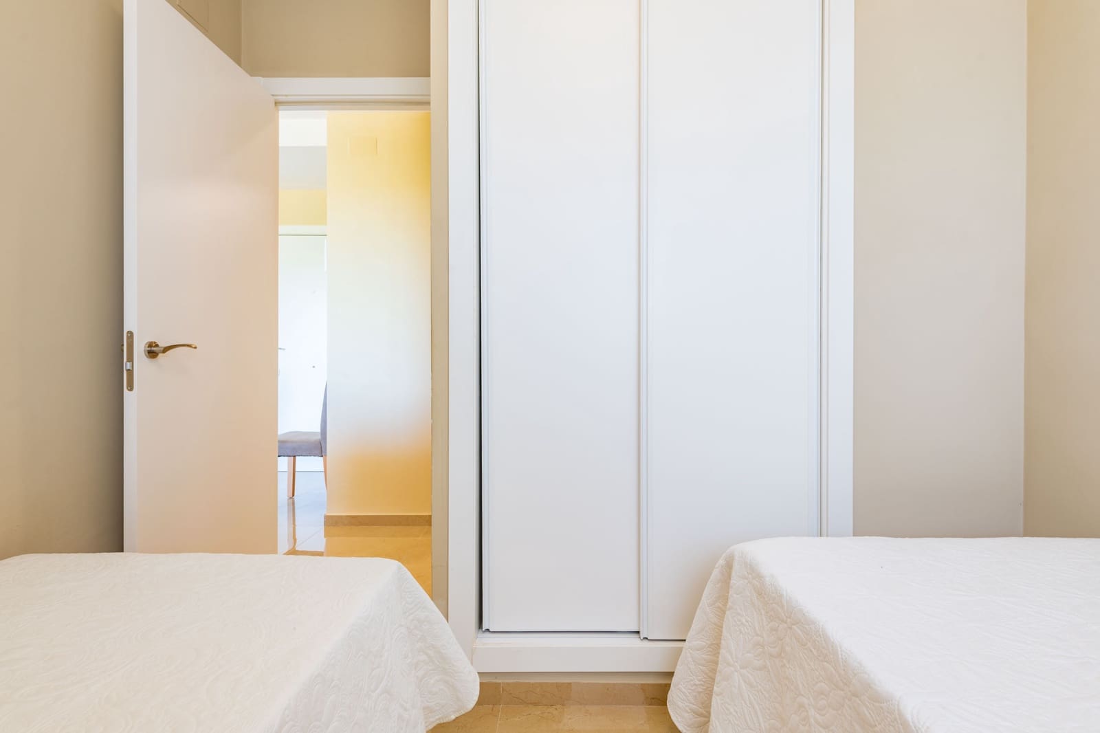 2 soveværelse Lejlighed til salg i Oropesa  med swimmingpool garage - € 235.000 (Ref: 9133985)