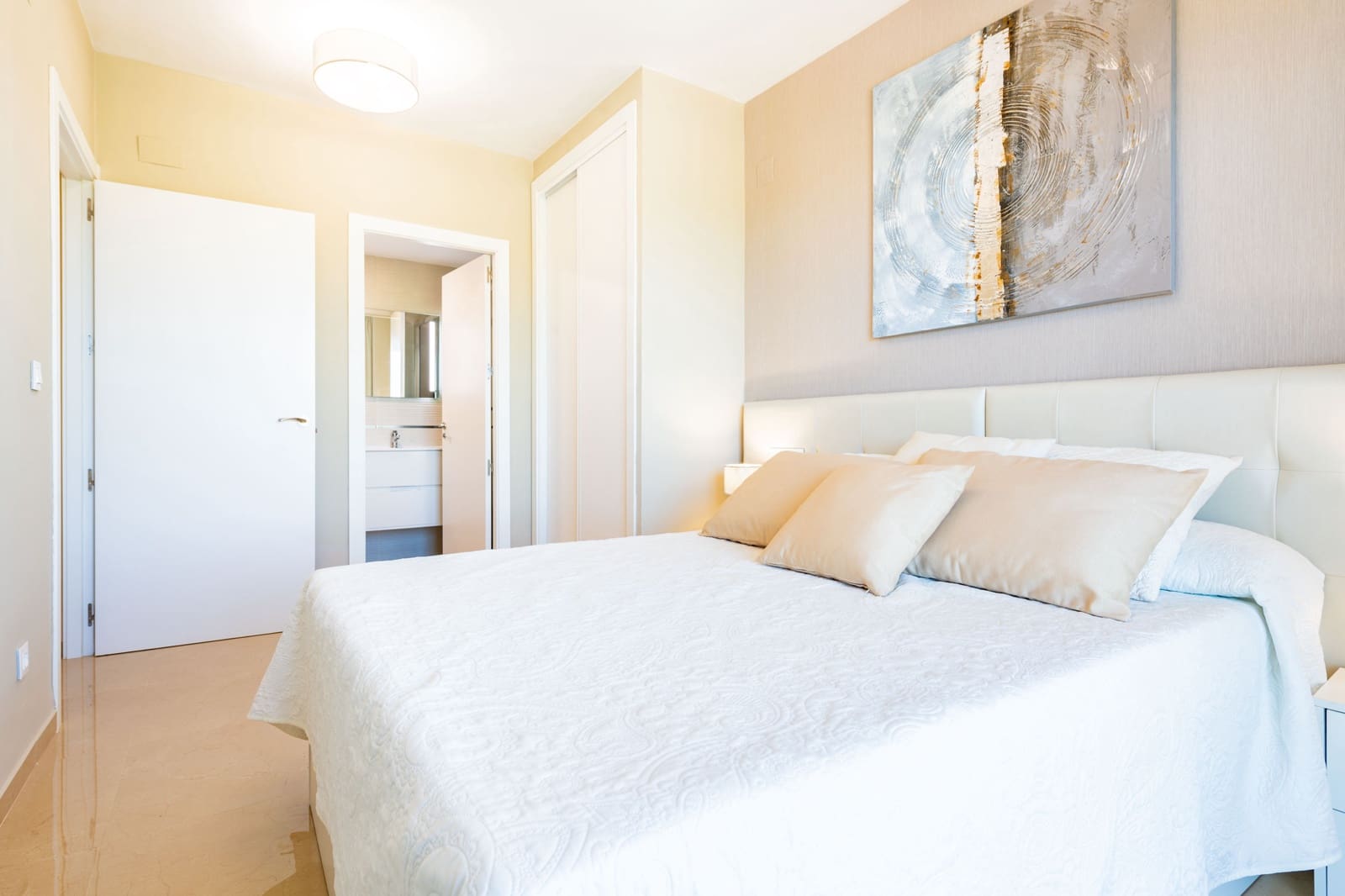 2 soveværelse Lejlighed til salg i Oropesa  med swimmingpool garage - € 235.000 (Ref: 9133985)