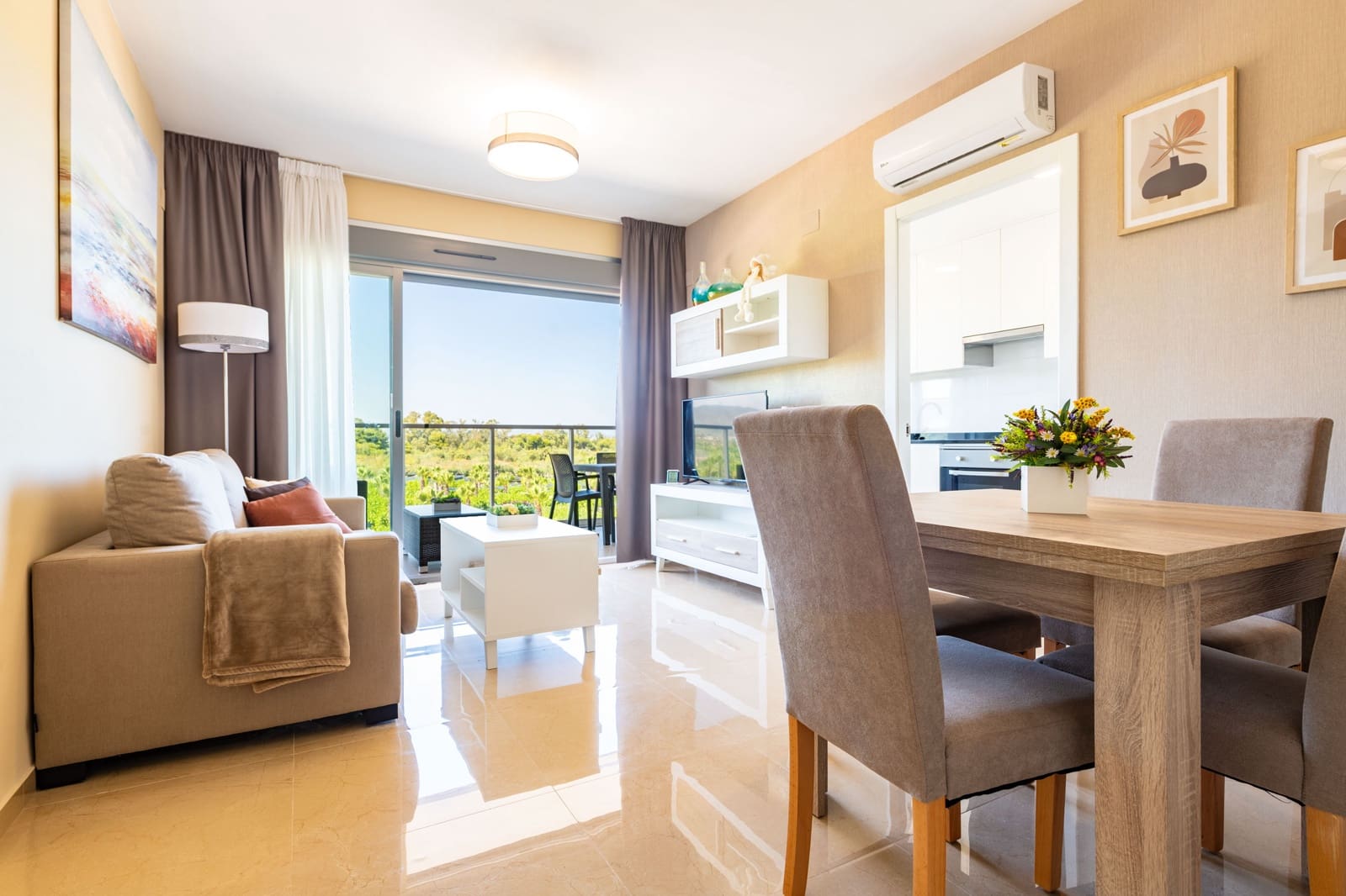 2 soveværelse Lejlighed til salg i Oropesa  med swimmingpool garage - € 235.000 (Ref: 9133985)