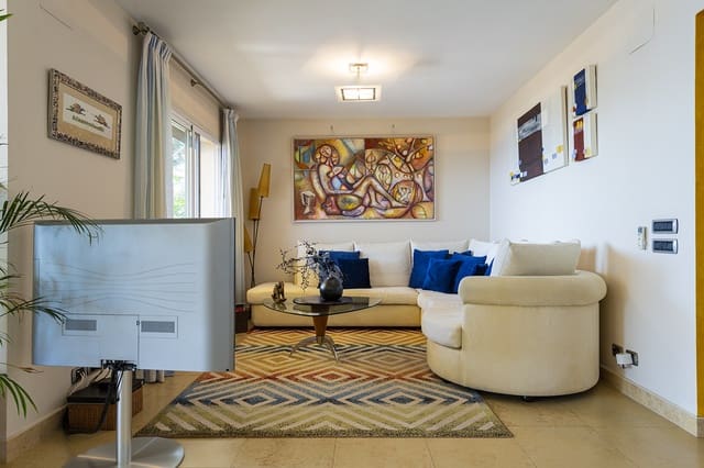 6 makuuhuone Omakotitalo myytävänä paikassa Benicàssim mukana uima-altaan 
autotalli - 850 000 € (Ref: 9501803)