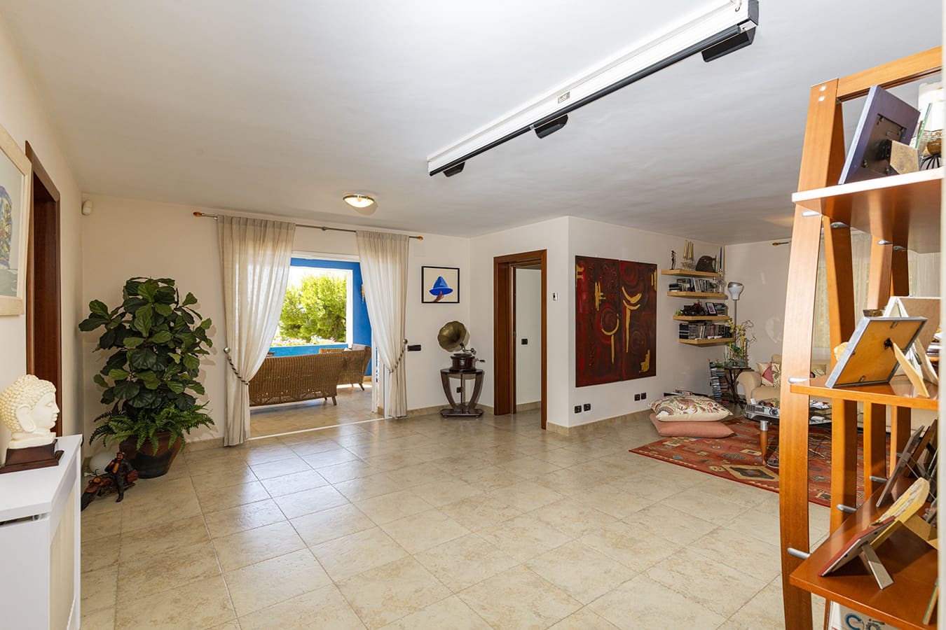 6 makuuhuone Omakotitalo myytävänä paikassa Benicassim mukana uima-altaan 
autotalli - 850 000 € (Ref: 9501803)