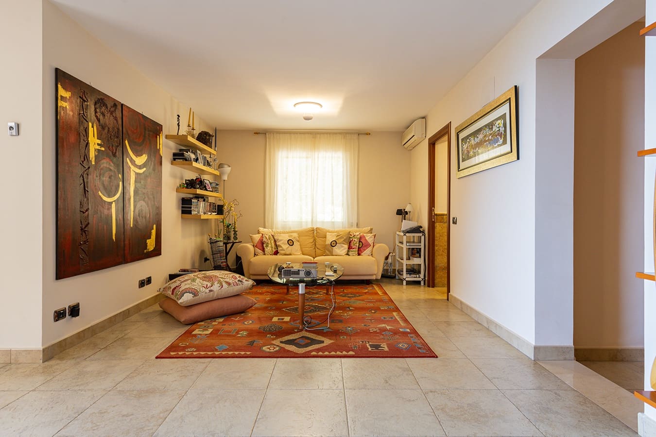 6 makuuhuone Omakotitalo myytävänä paikassa Benicassim mukana uima-altaan 
autotalli - 850 000 € (Ref: 9501803)