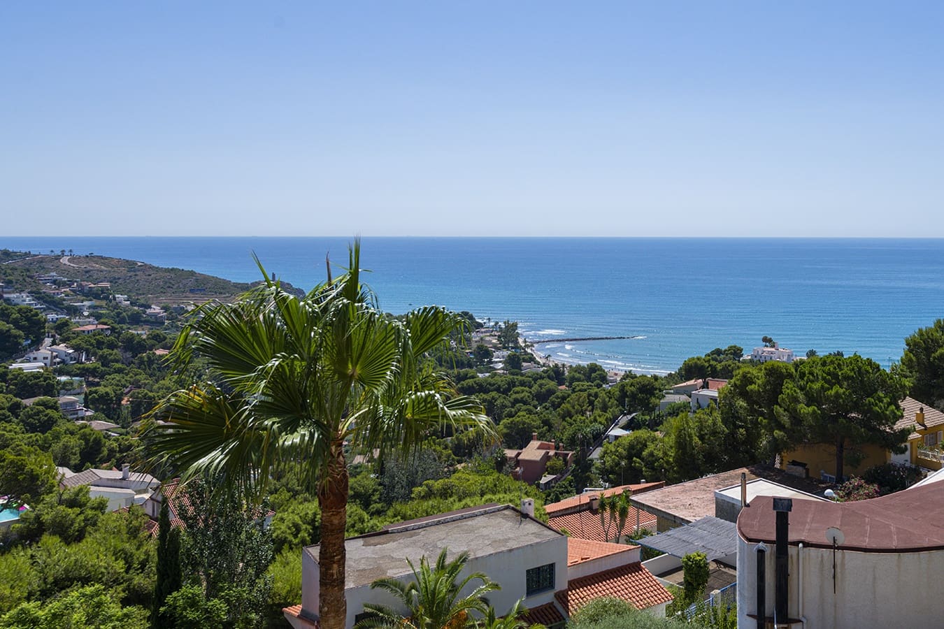 6 makuuhuone Omakotitalo myytävänä paikassa Benicassim mukana uima-altaan 
autotalli - 850 000 € (Ref: 9501803)