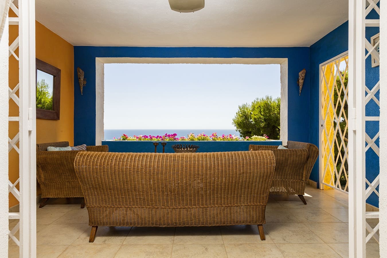 6 makuuhuone Omakotitalo myytävänä paikassa Benicassim mukana uima-altaan 
autotalli - 850 000 € (Ref: 9501803)