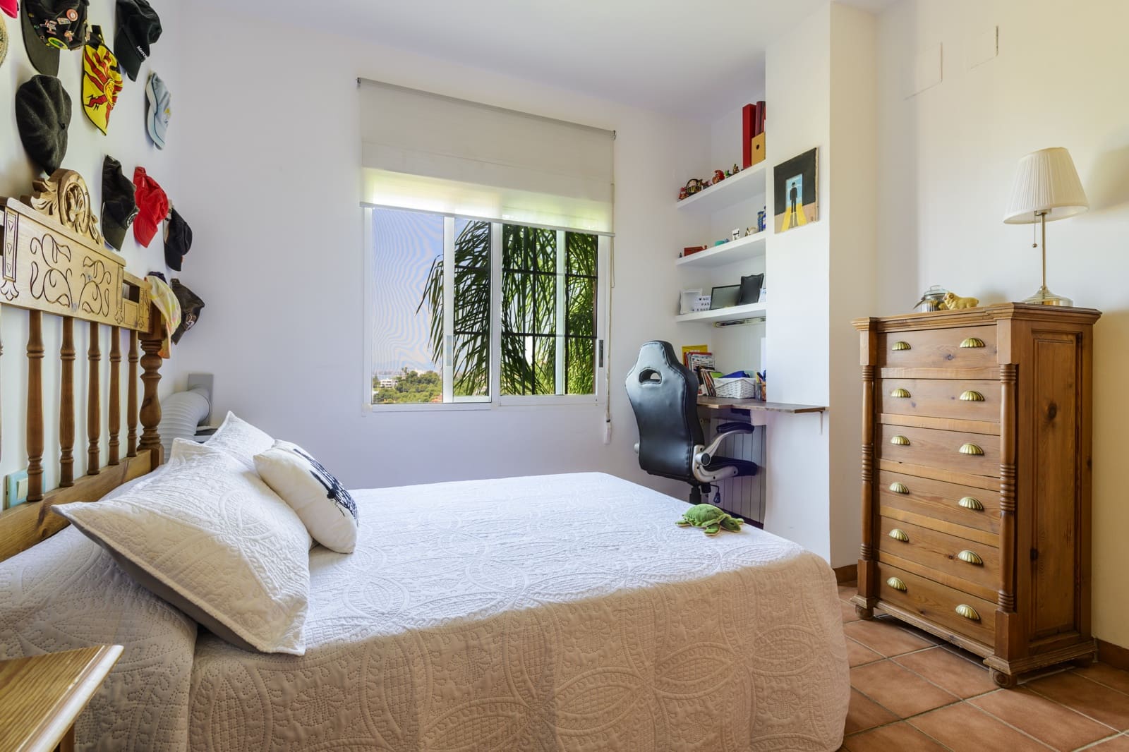 6 makuuhuone Omakotitalo myytävänä paikassa Benicassim mukana uima-altaan 
autotalli - 850 000 € (Ref: 9501804)