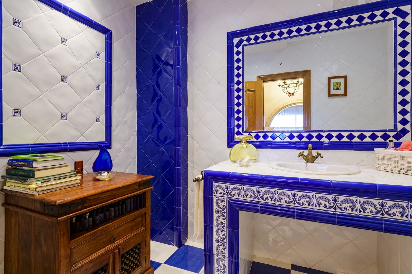 6 makuuhuone Omakotitalo myytävänä paikassa Benicassim mukana uima-altaan 
autotalli - 850 000 € (Ref: 9501804)