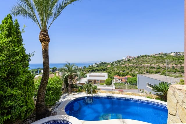 6 makuuhuone Omakotitalo myytävänä paikassa Benicàssim mukana uima-altaan 
autotalli - 850 000 € (Ref: 9501804)